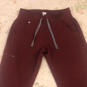 FIGS BURGUNDY ZAMORA SCRUBS